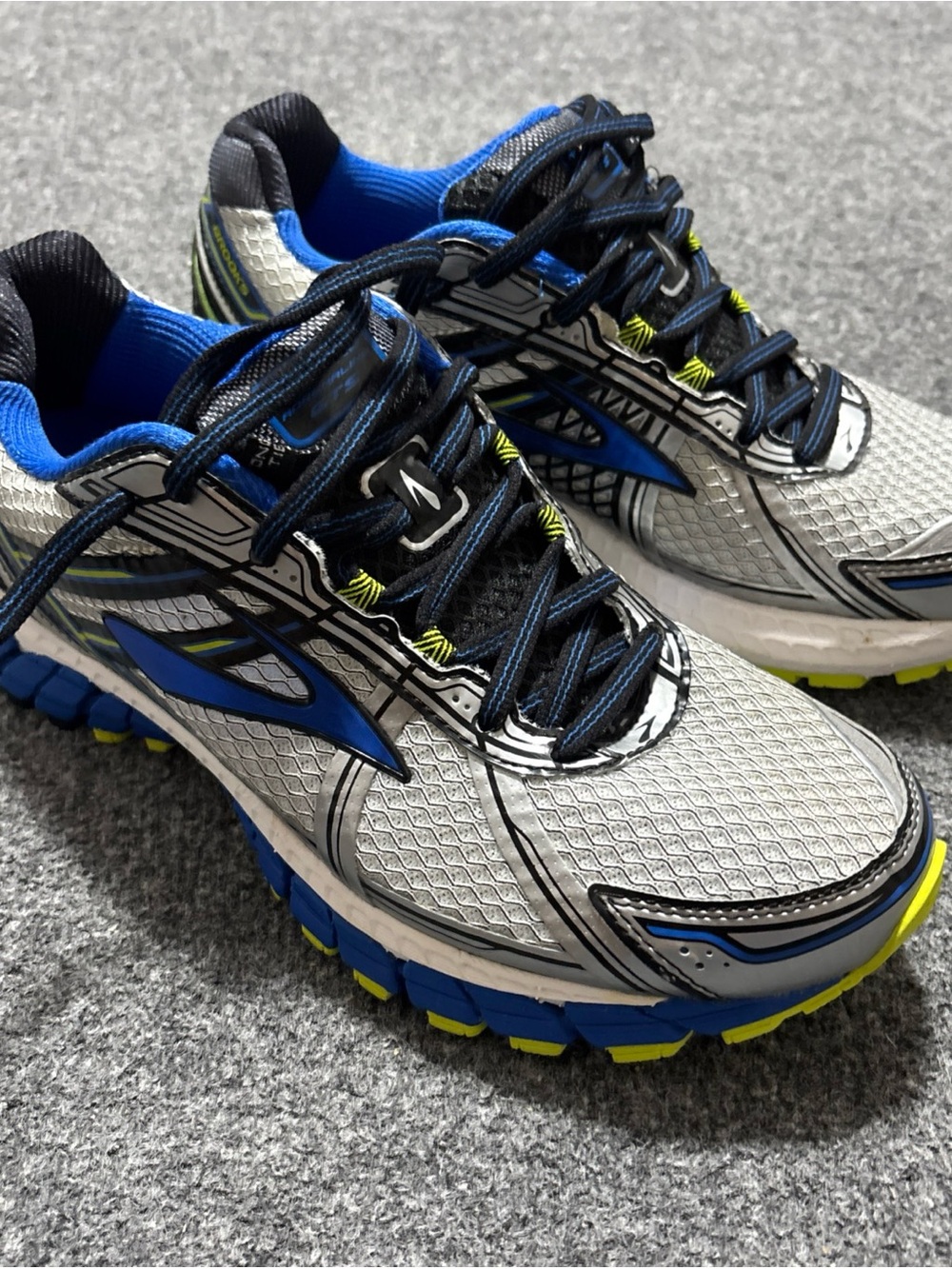 Brooks Silver Blue Black Neon Yellow Athletic Running Shoes